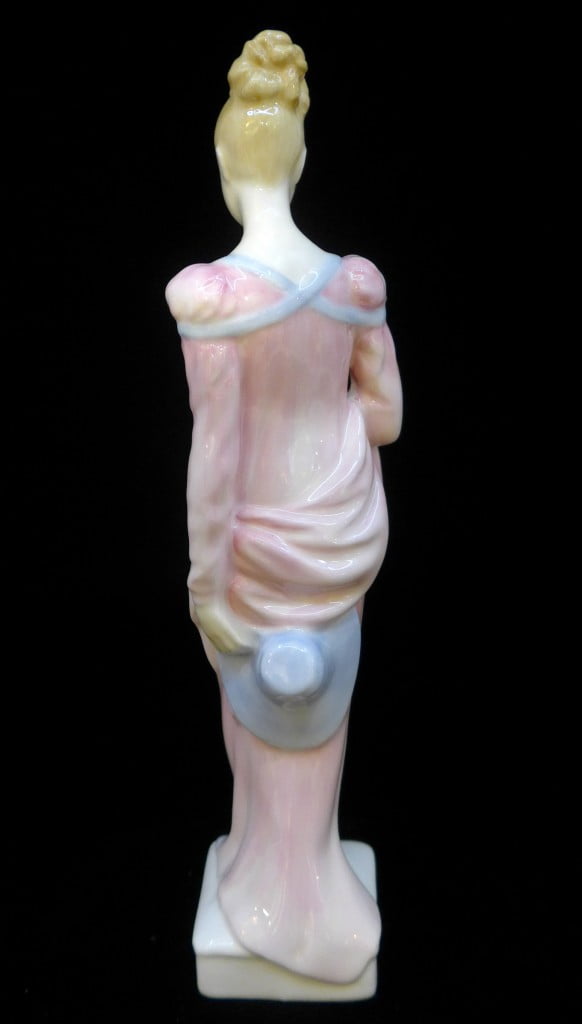 figurine-royal-doulton-daphne_0402g